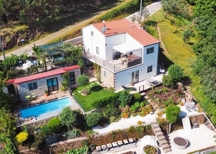 Casa Estrela Feriehus *